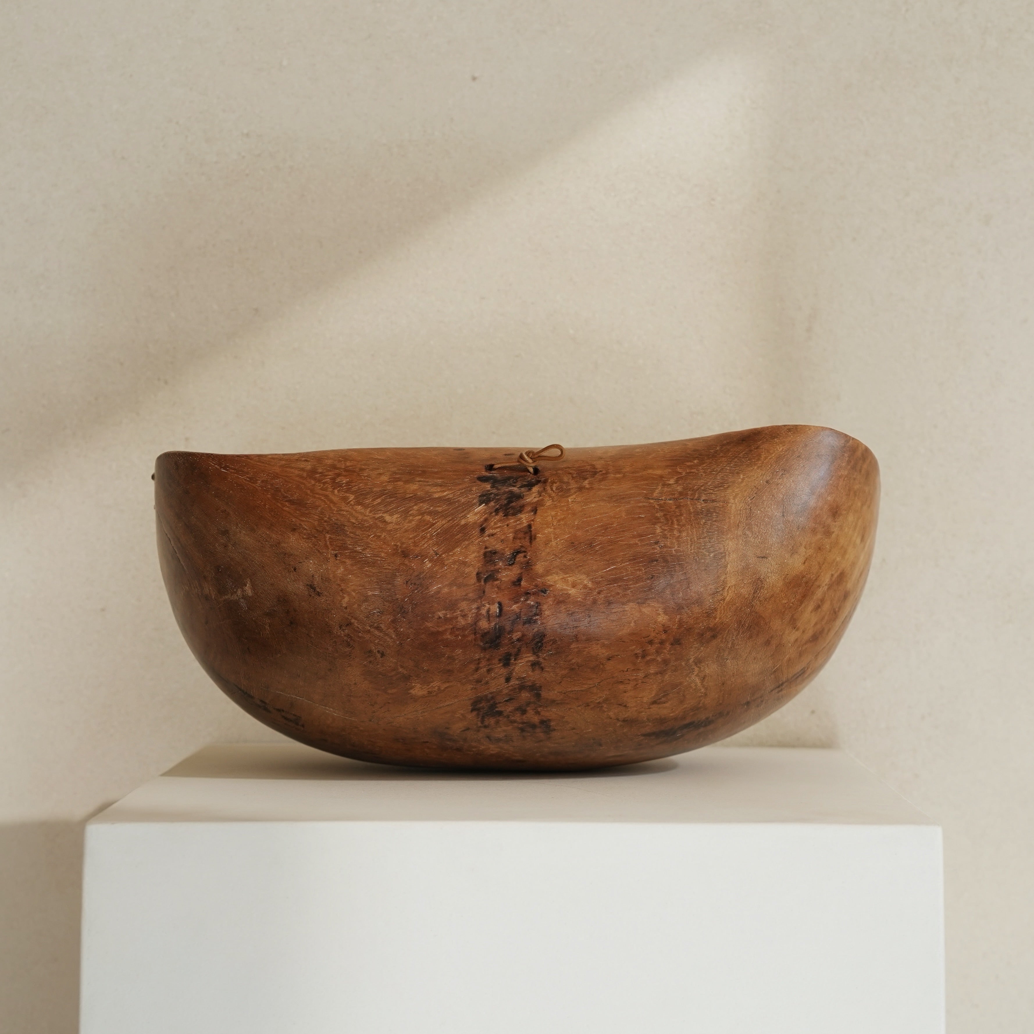 Turkana Bowl 128