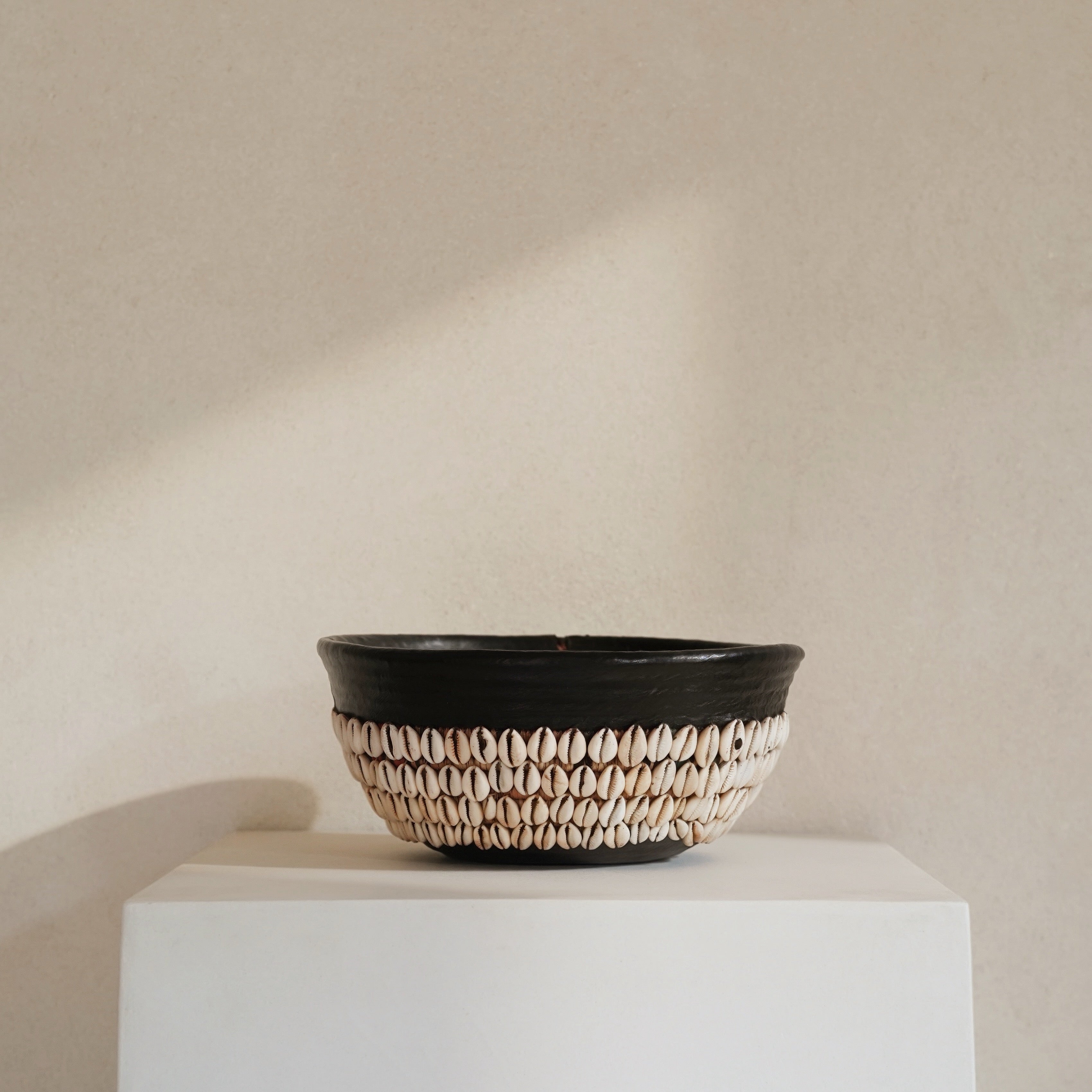 Hausa Shell Basket 01