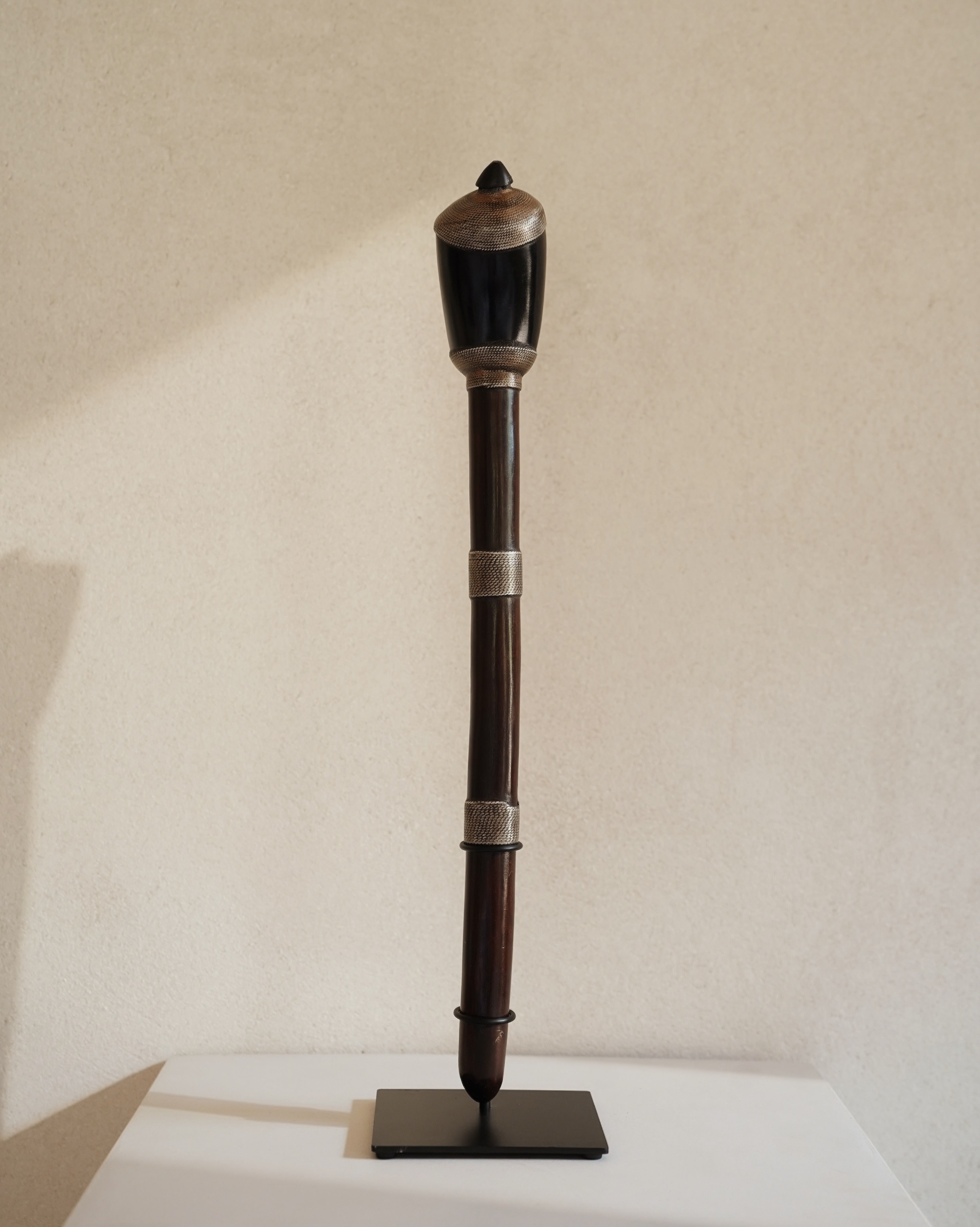 Dinka Staff 02