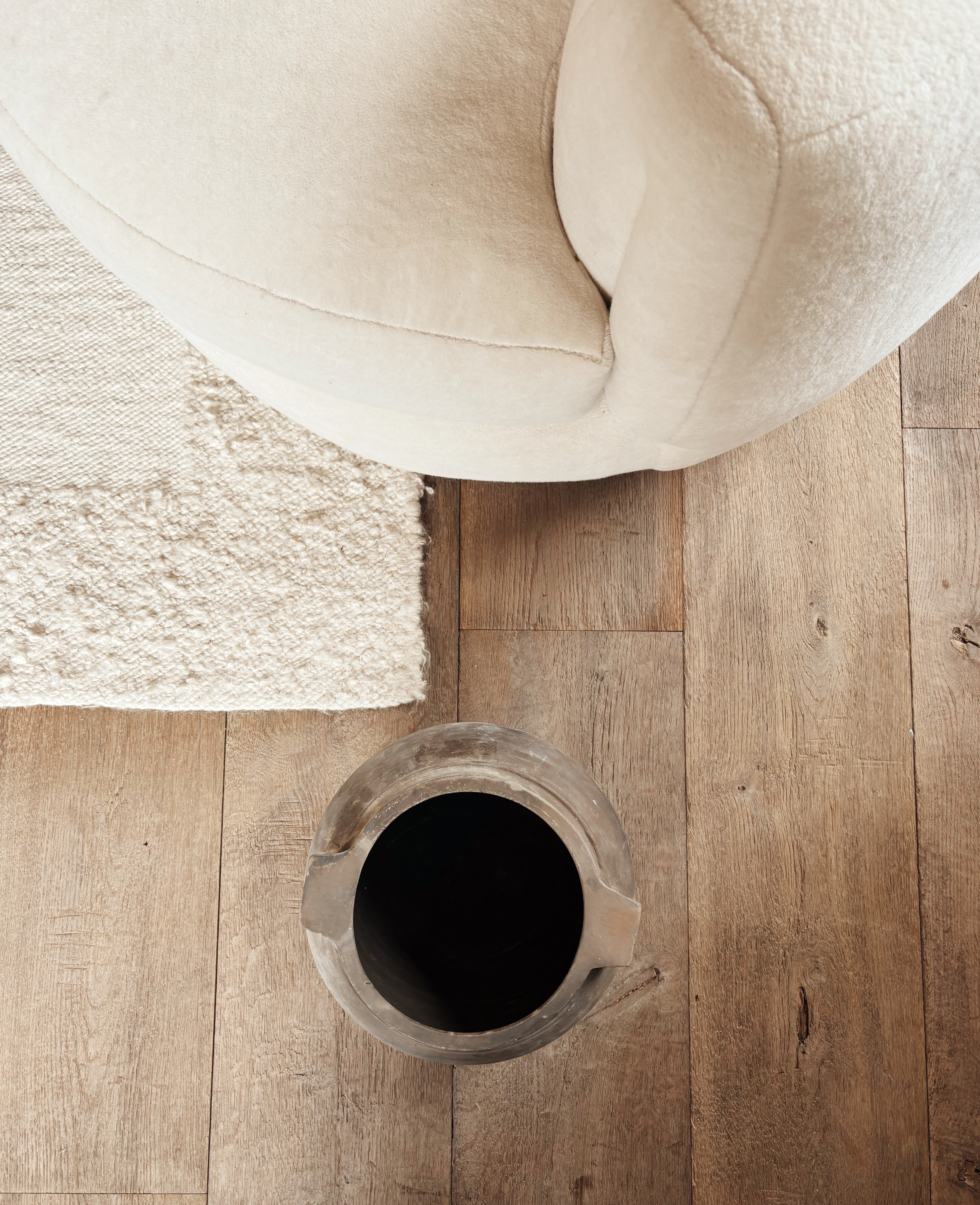 Grey Pot 13