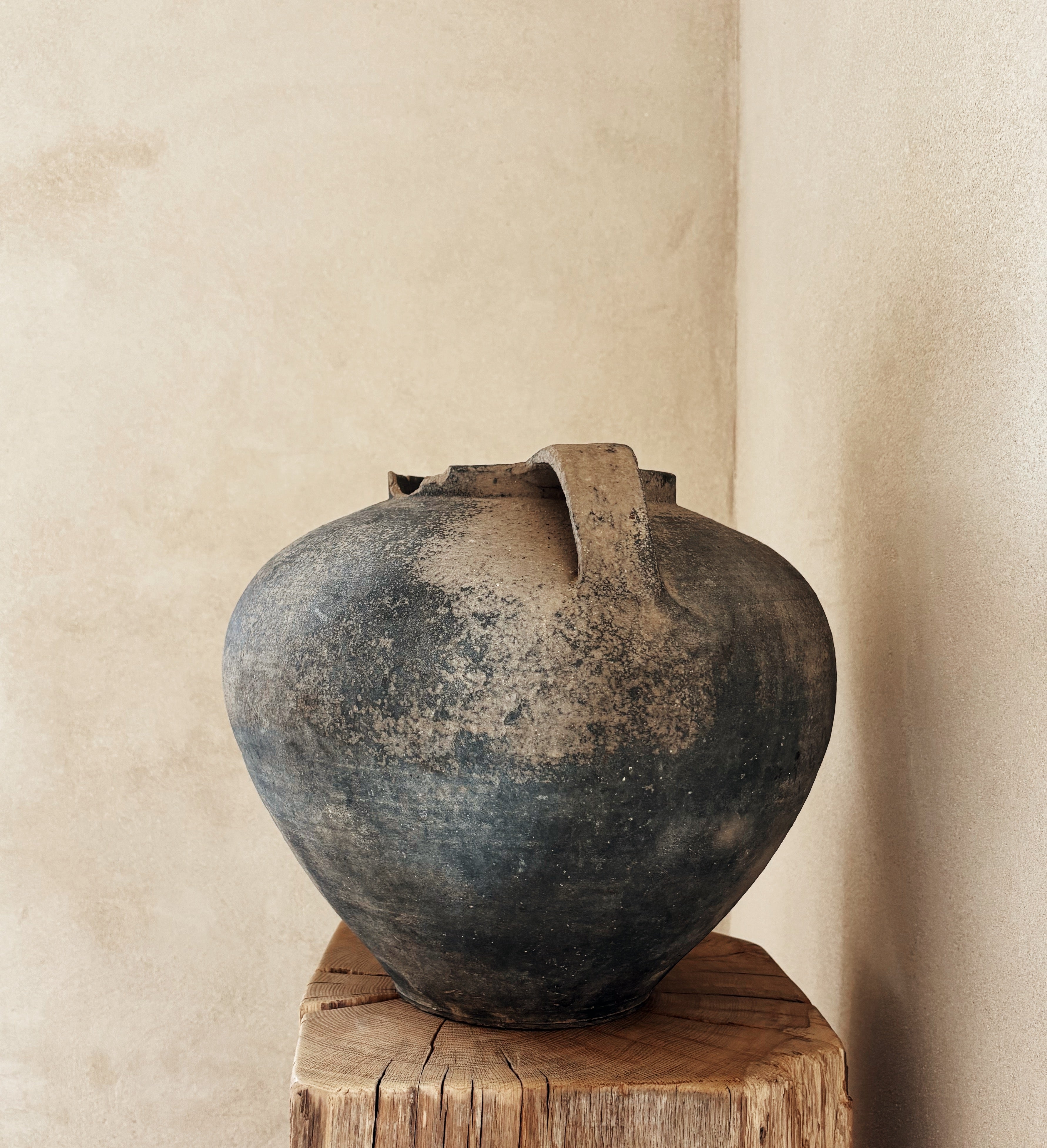 Antique Pottery 08