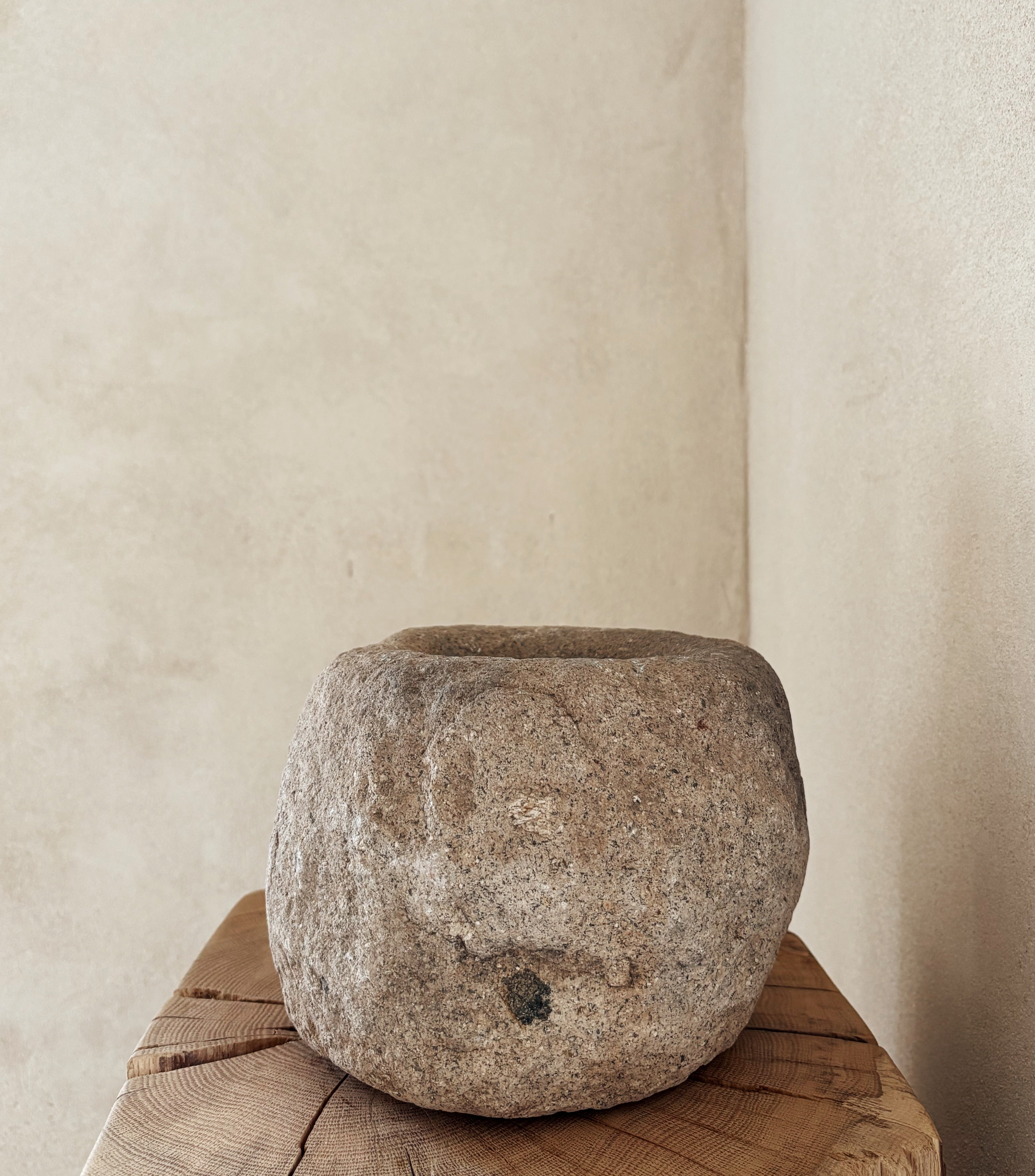 Stone Mortar 09