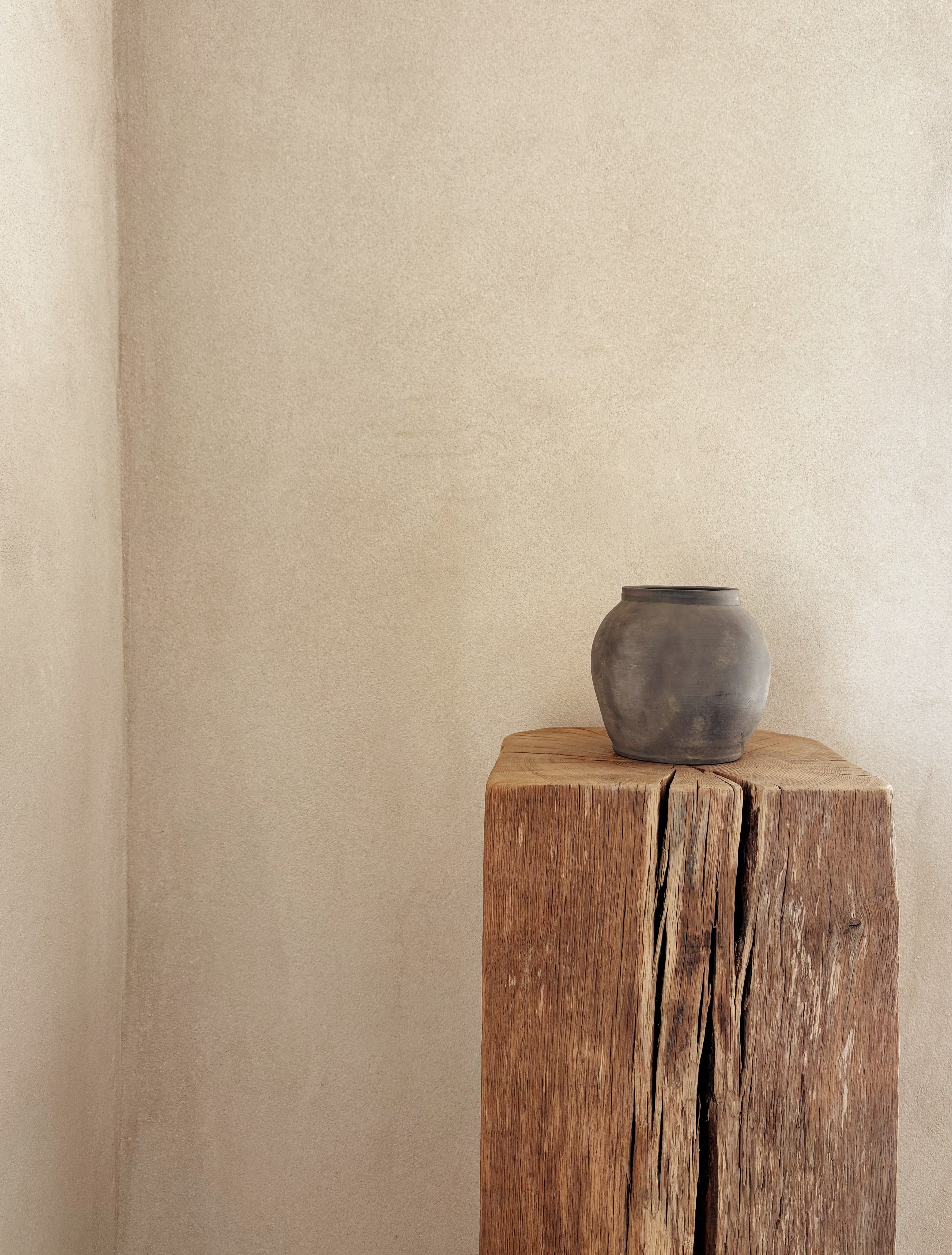 Grey Pot