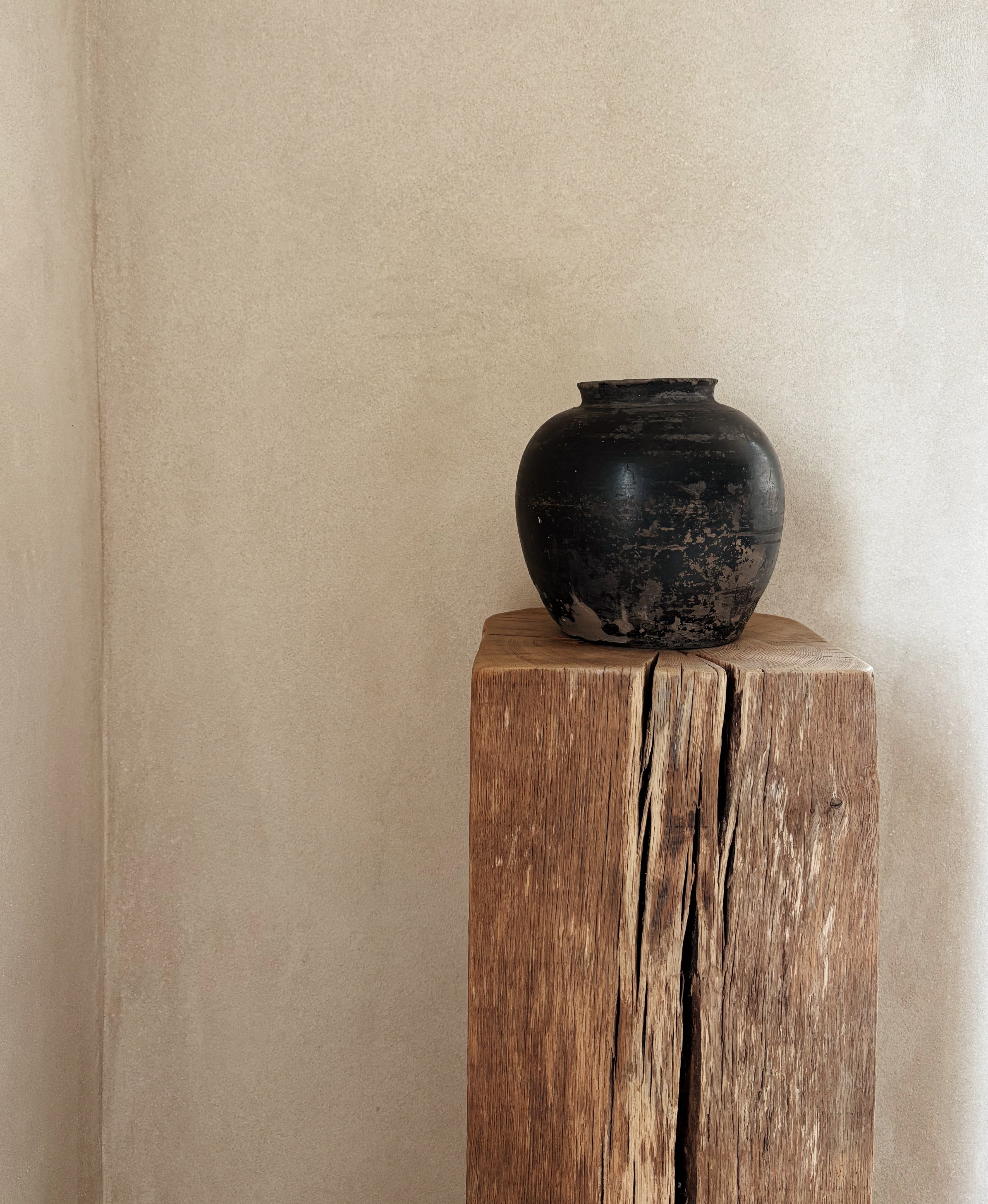 Grey Pot