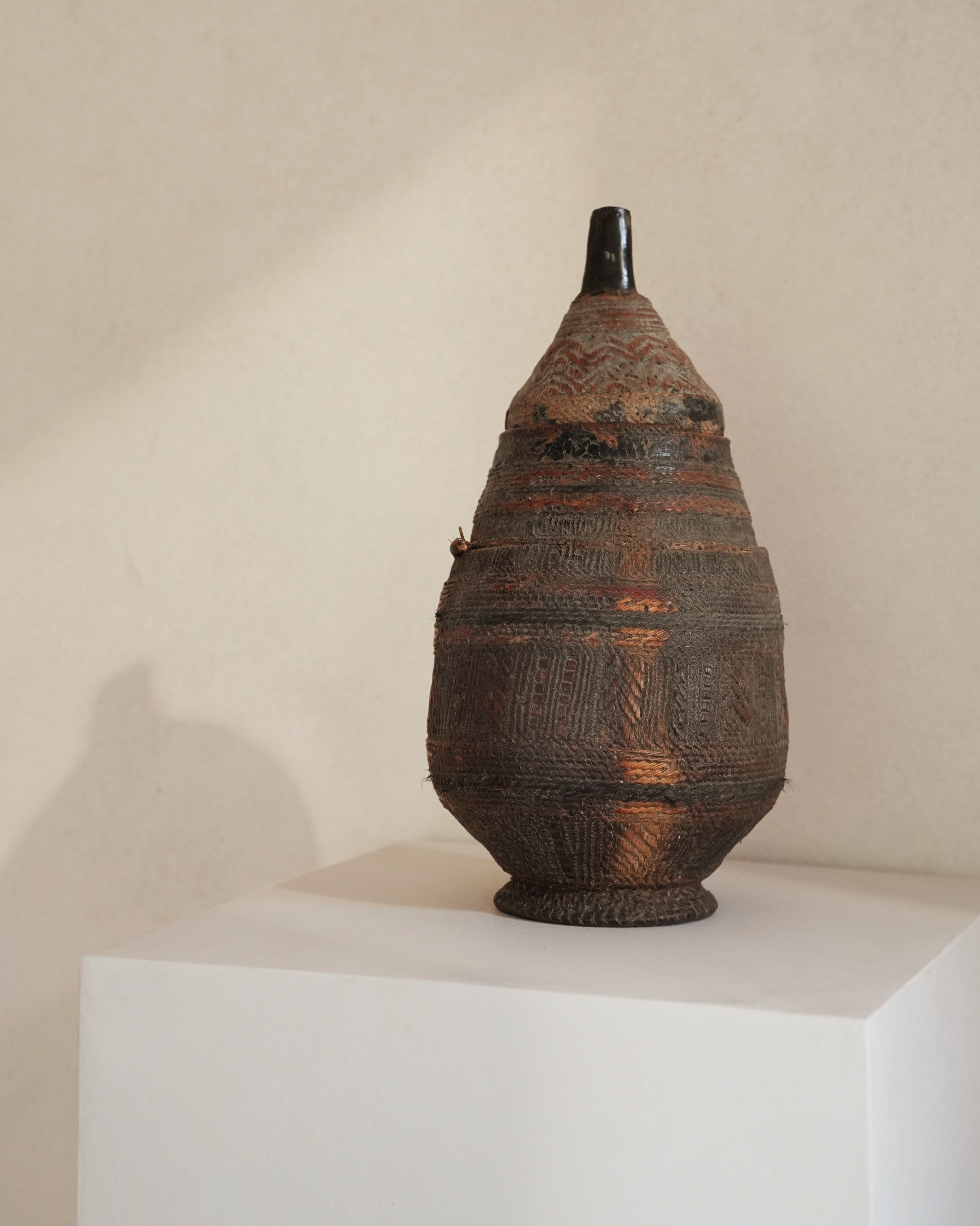 Borana Container