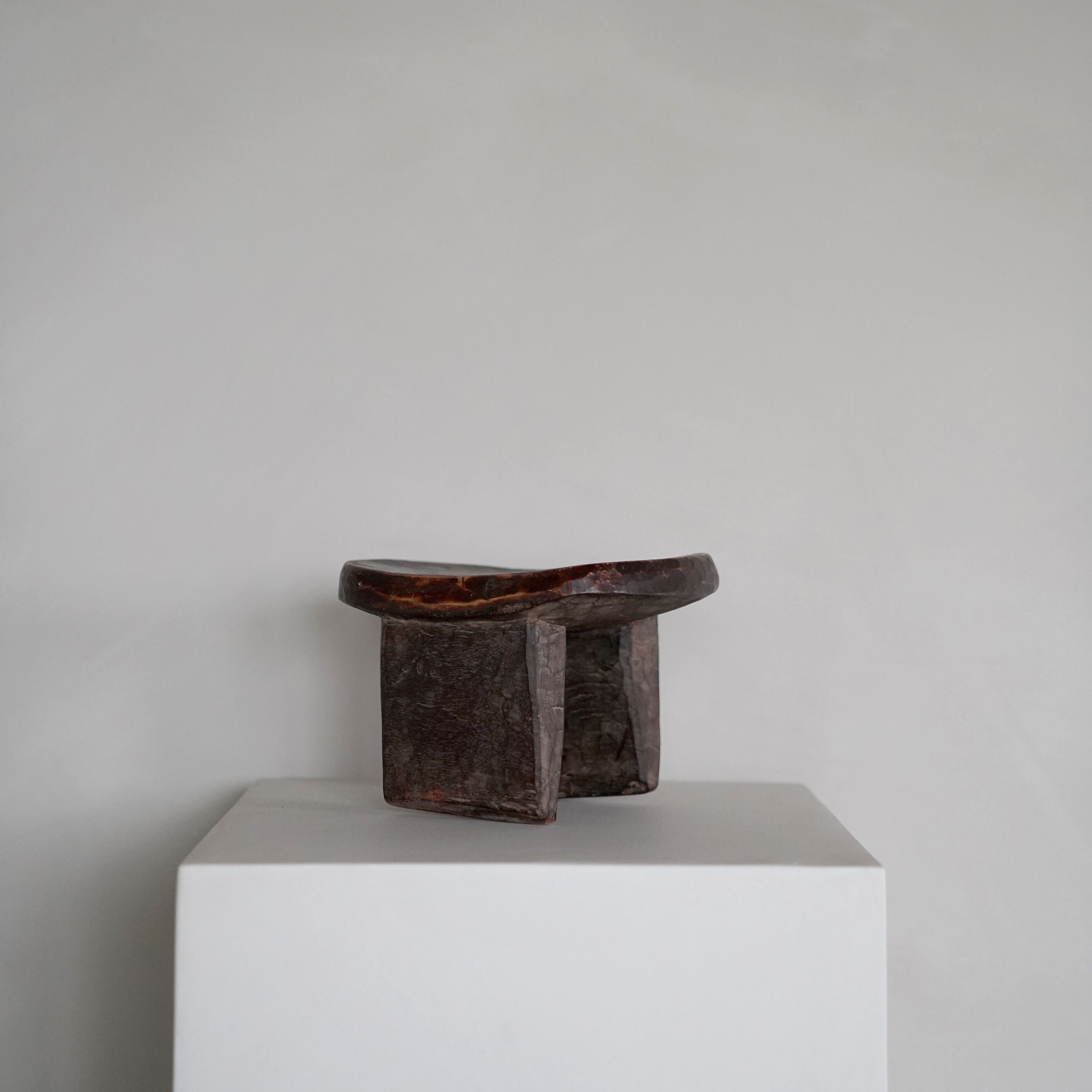 Mini Senufo Stool 02