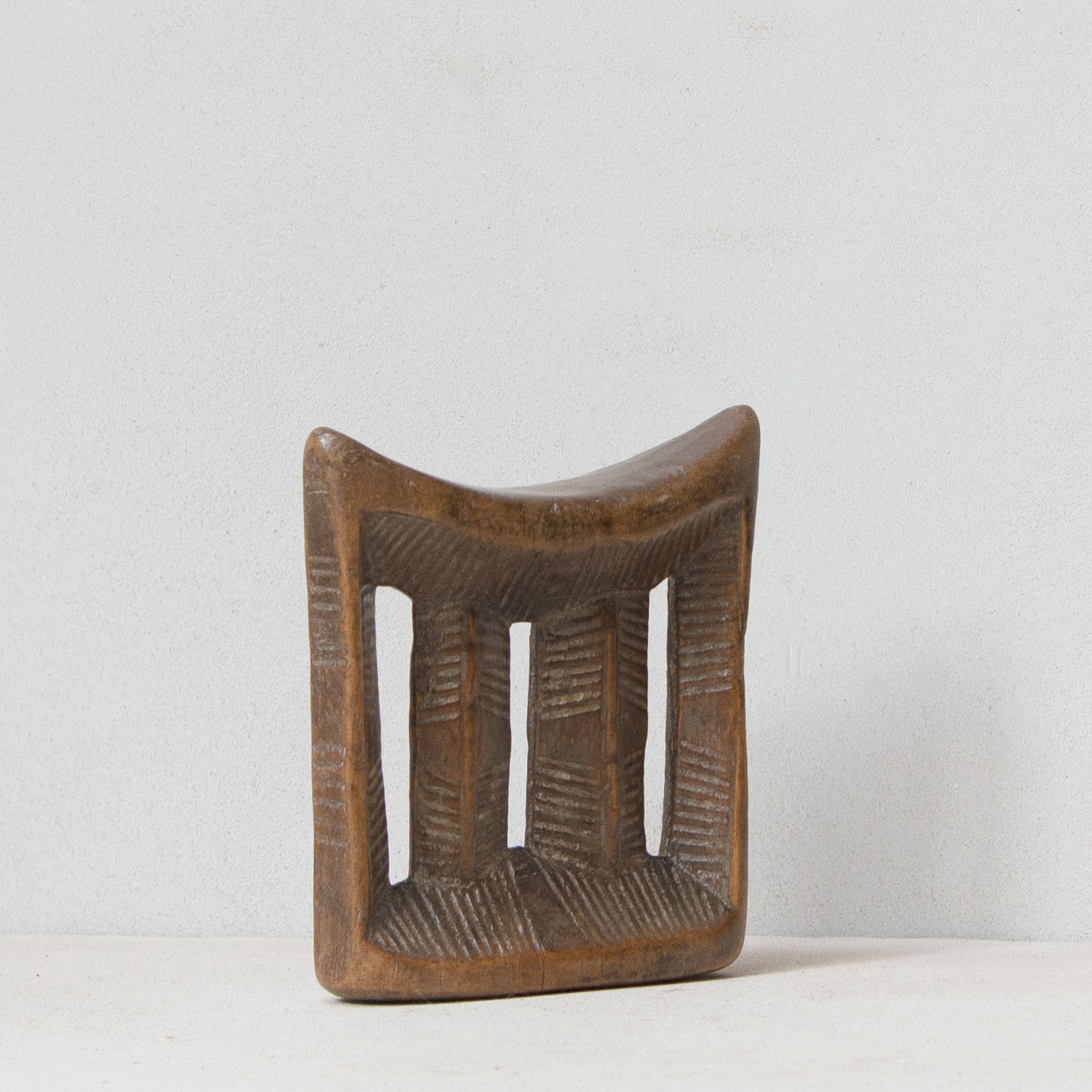 Oromo Headrest