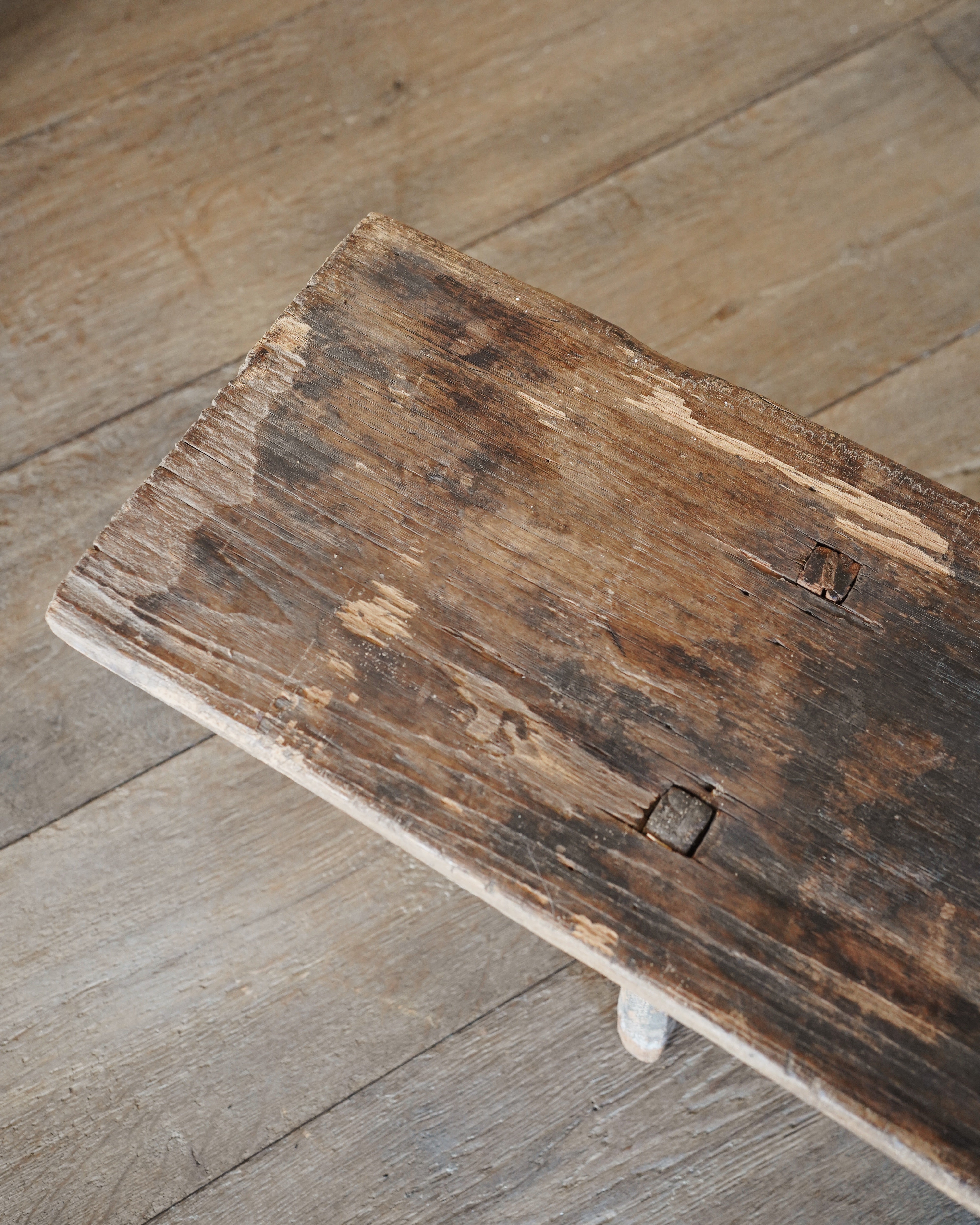Wabi Sabi Bench 01