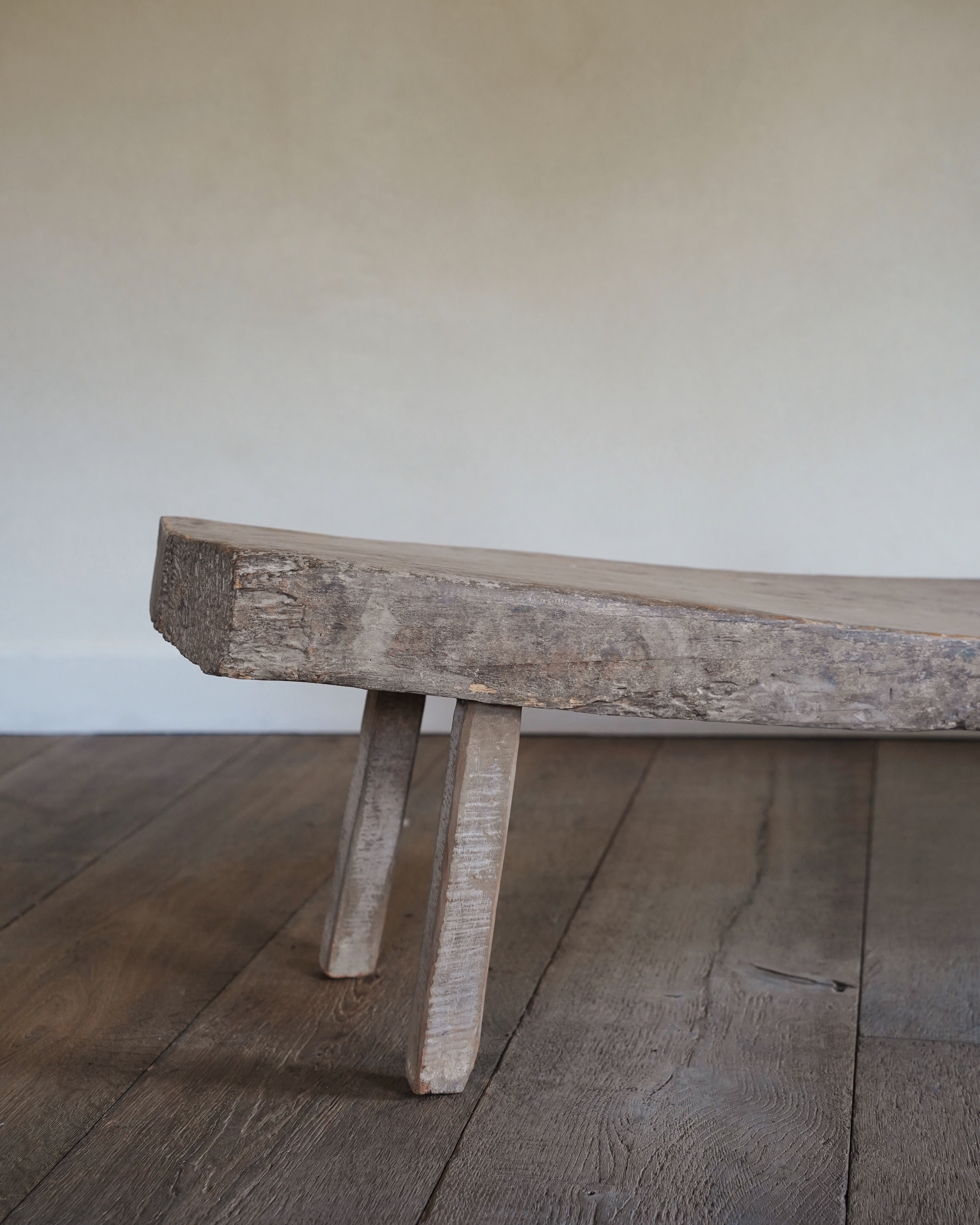 Wabi Sabi Bench 02