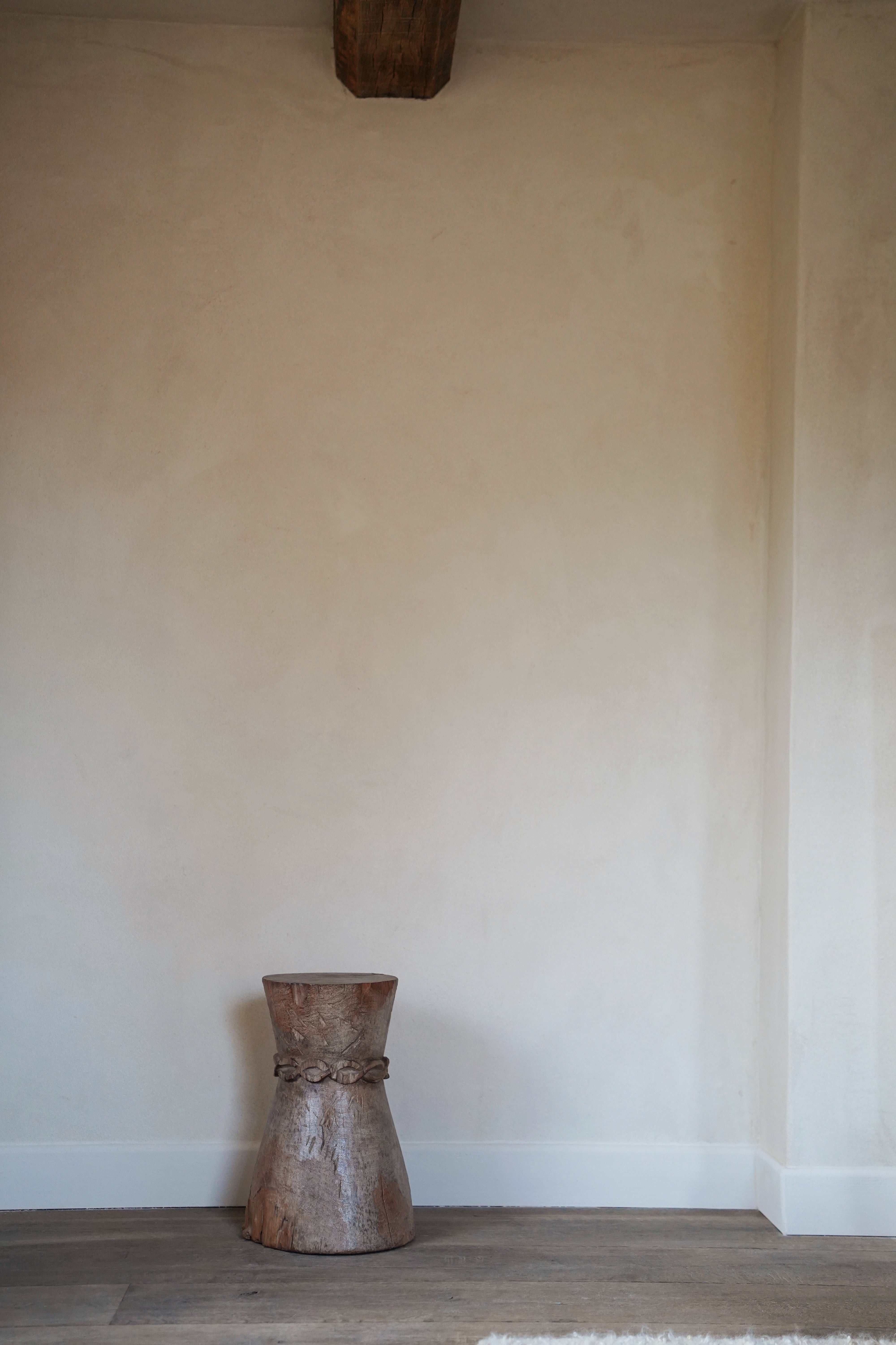 Tonga Mortar Stool 22
