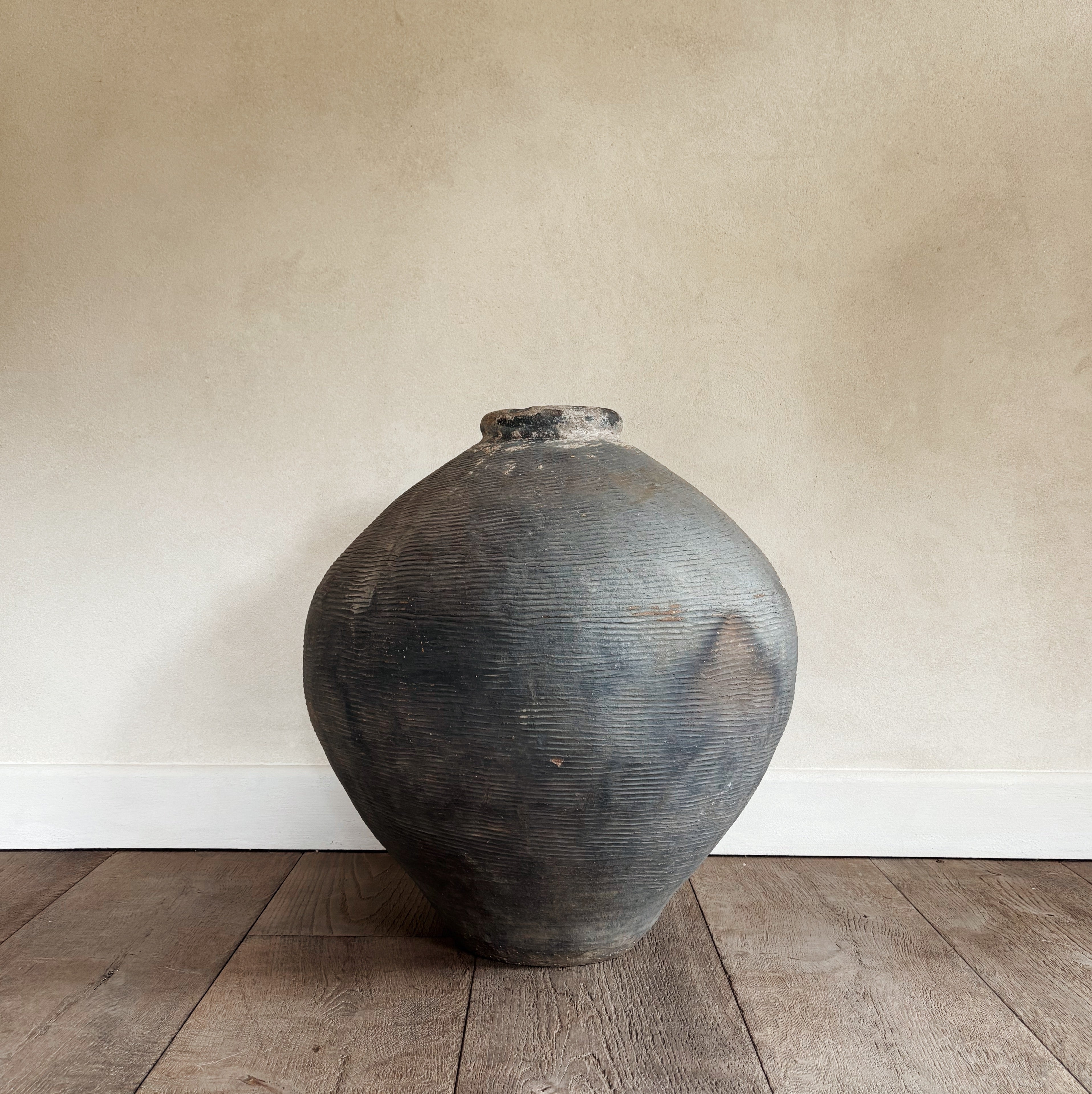 Wine Pot