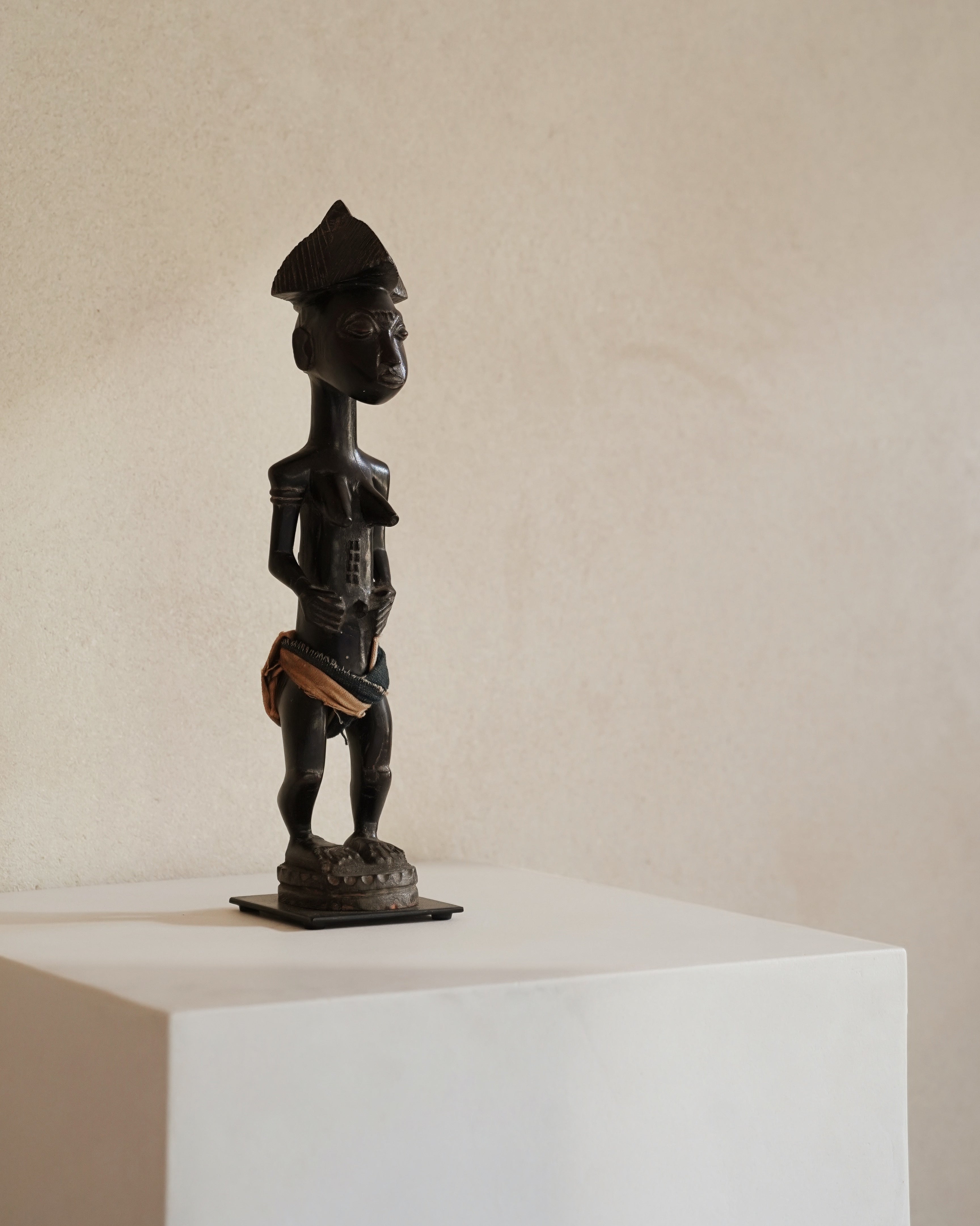 Carved Figure 01