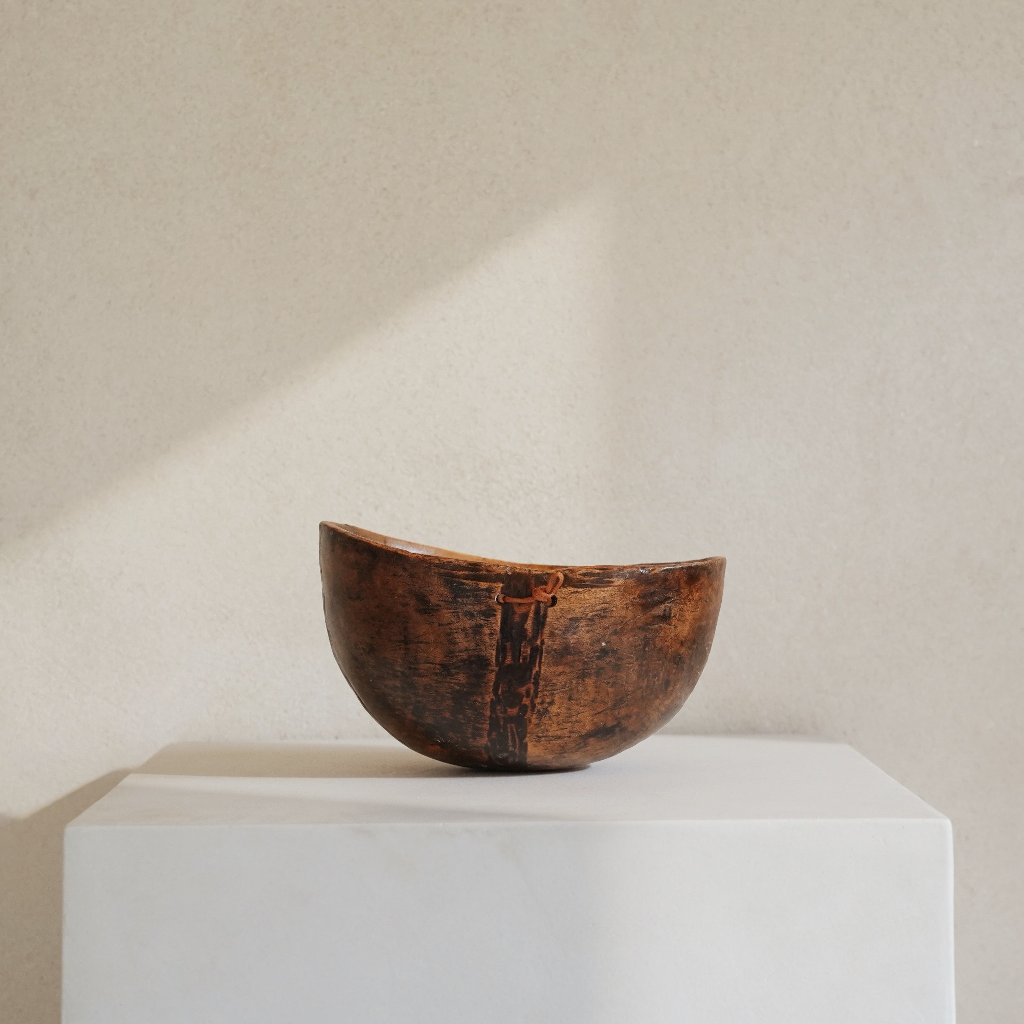 Vintage Turkana wooden bowl
