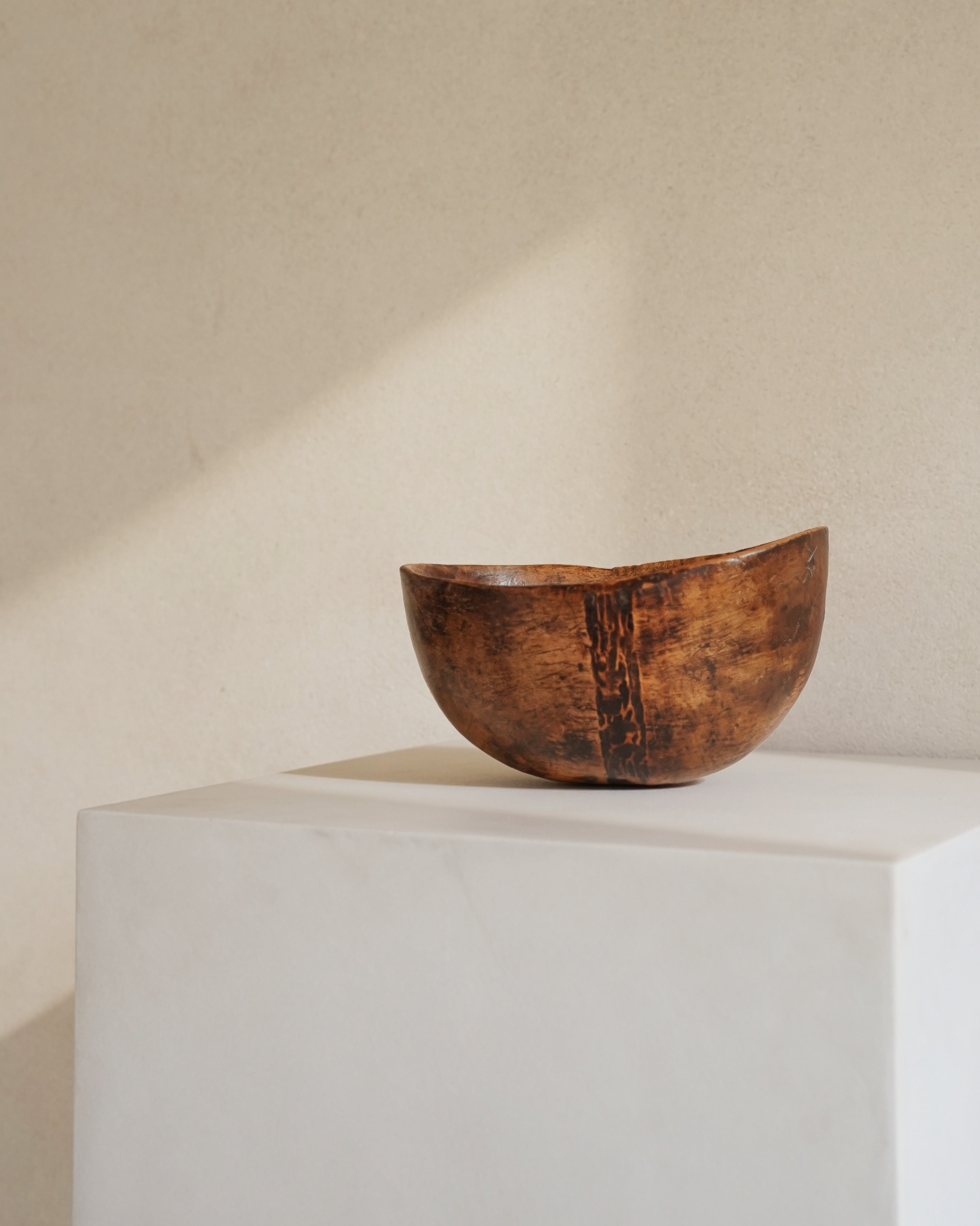 Vintage Turkana wooden bowl