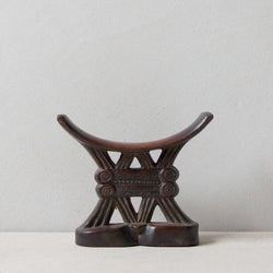 Shona Headrest