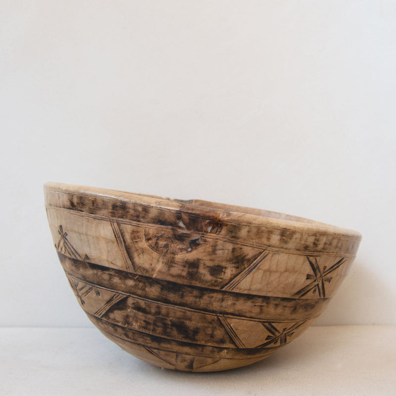 Vintage Fulani wooden bowl No.17