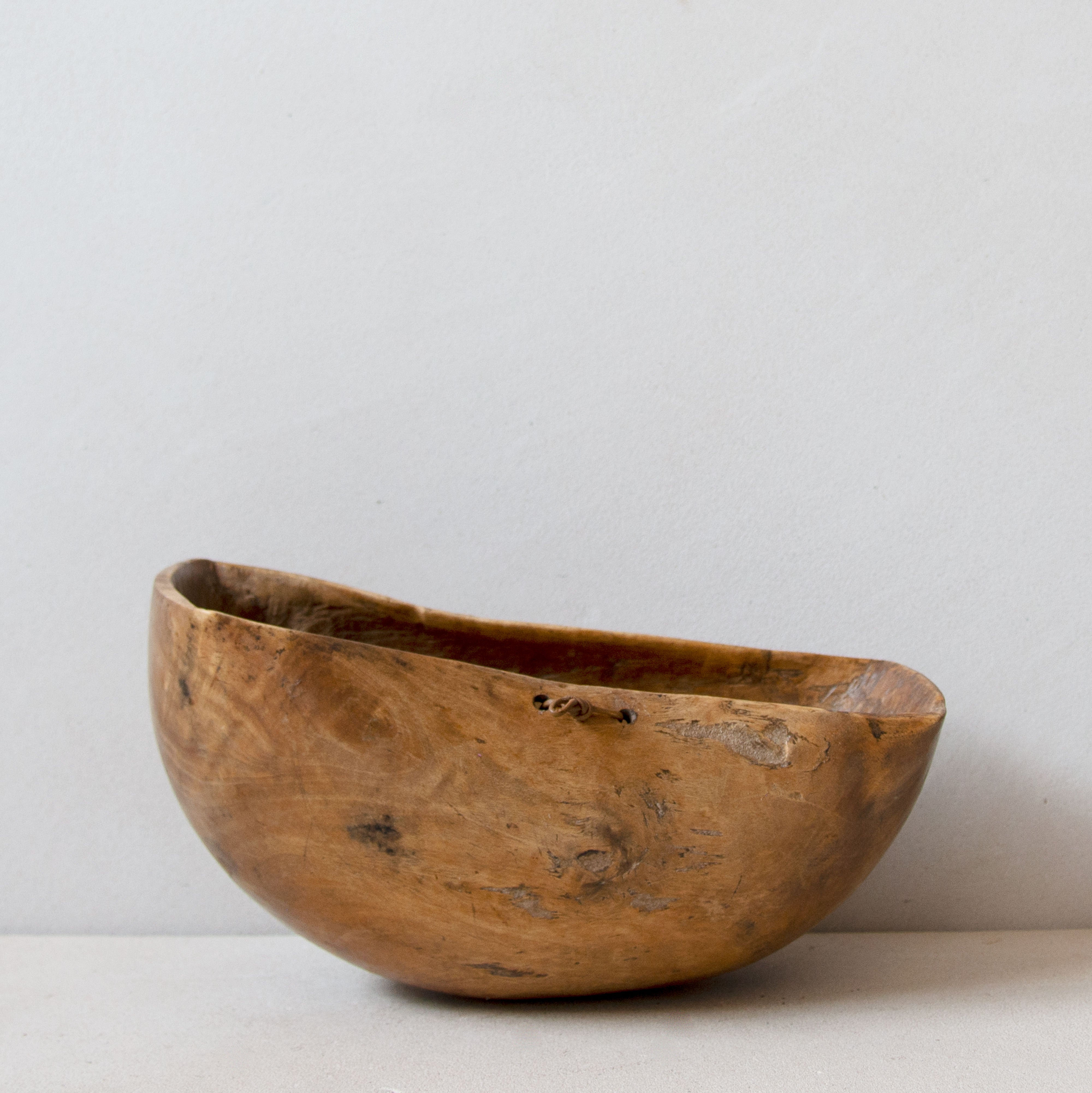 Hand-carved indigenous wood Turkana bowl No.19