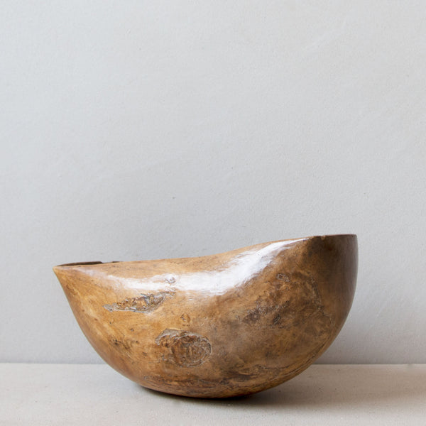 Hand-carved indigenous wood Turkana bowl No.19