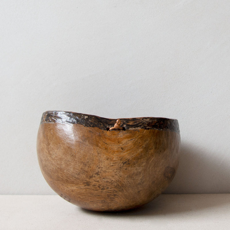 Hand-carved indigenous wood Turkana bowl No.24