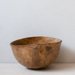 Hand-carved indigenous wood Turkana bowl No.28