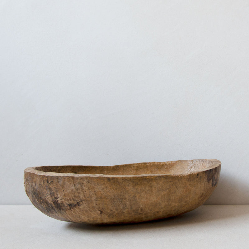 Hand-carved indigenous wood Turkana bowl No.37