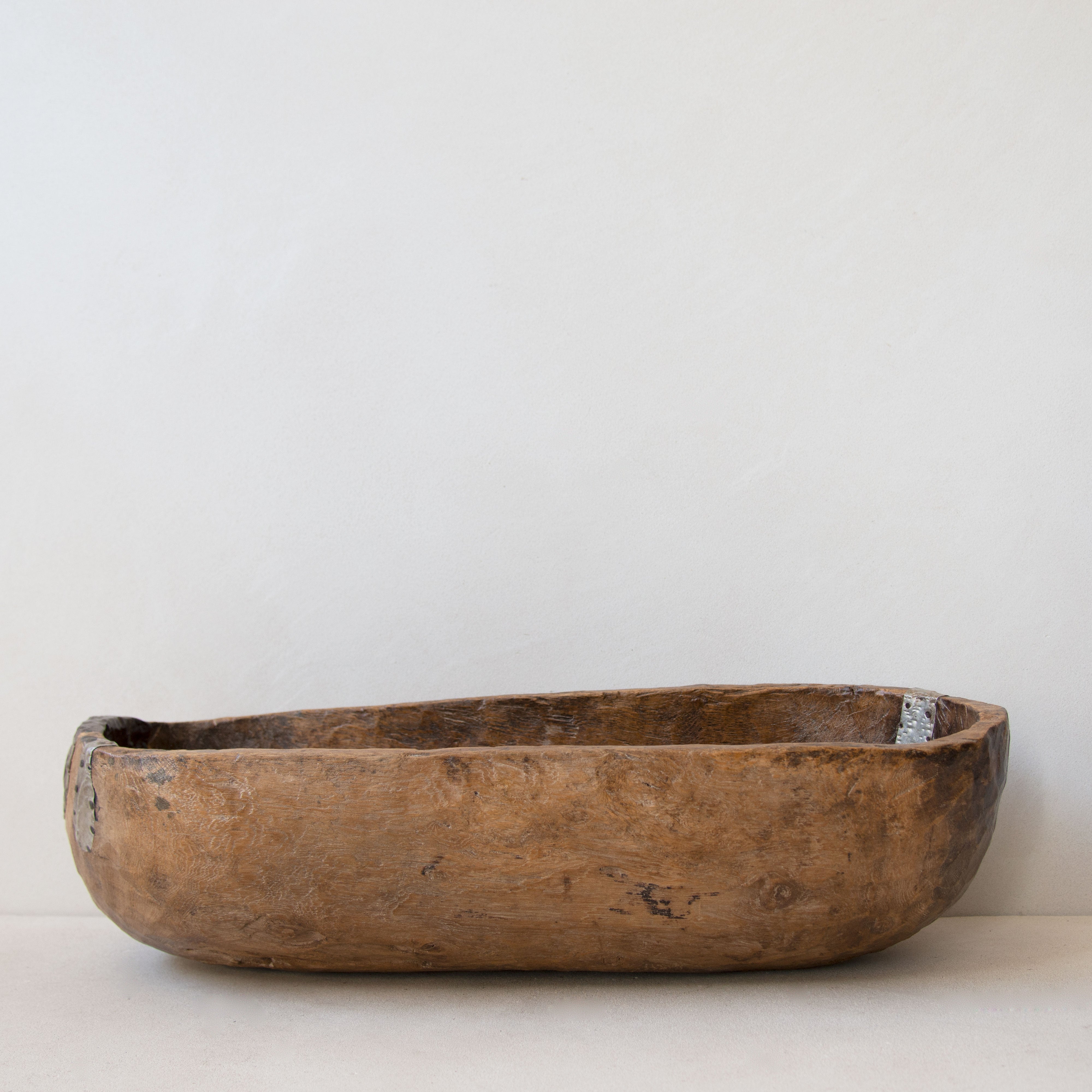 Hand-carved indigenous wood Turkana bowl No.52