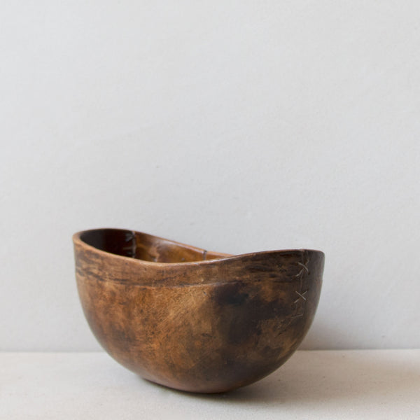 Hand-carved indigenous wood Turkana bowl No.7