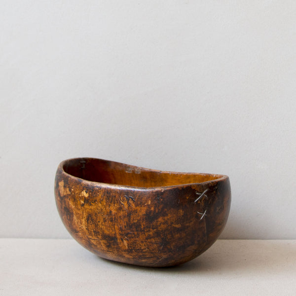 Hand-carved indigenous wood Turkana bowl No.8